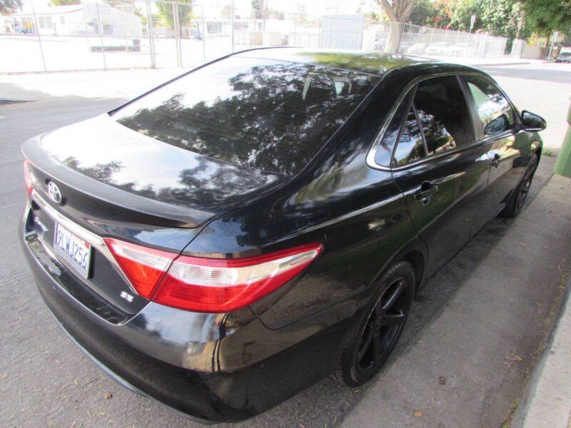 2015 Toyota Camry SE