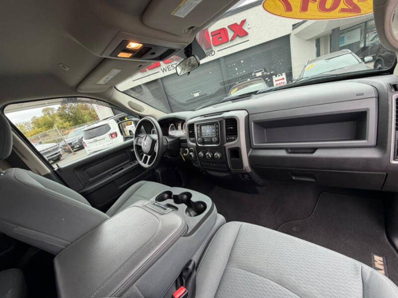 2017 RAM 1500 Express