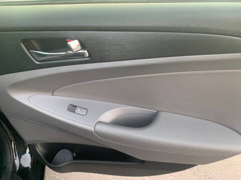 2011 Hyundai Sonata GLS