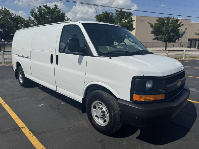 Image 5 of 2017 Chevrolet Express 3500