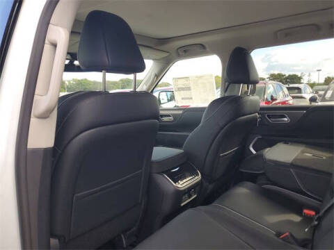 2026 Infiniti QX80 Luxe