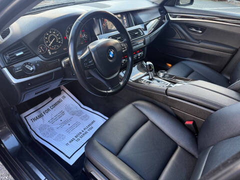 2015 BMW 5 Series 528i