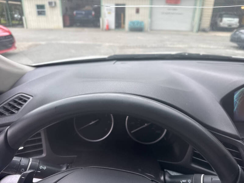 2013 Acura ILX 2.0L w/Tech