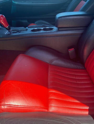 2004 Ford Thunderbird Deluxe