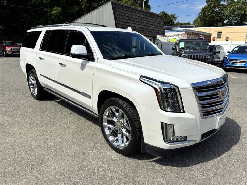2017 Cadillac Escalade ESV Platinum