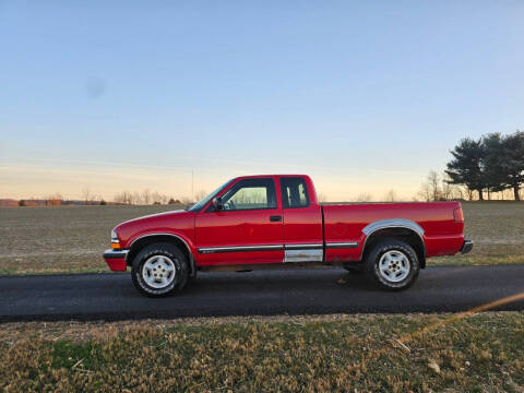 2001 Chevrolet S-10 for sale at M & M Inc. of York in York PA