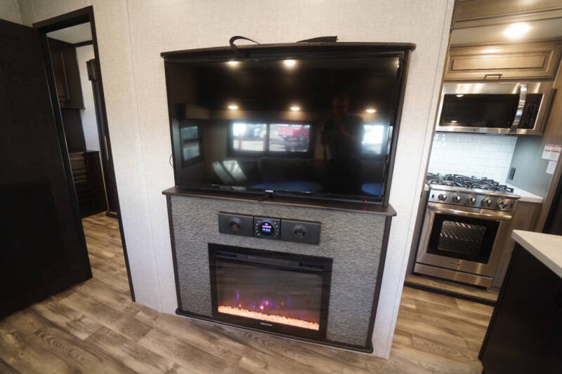 2023 Highland Ridge Mesa Ridge