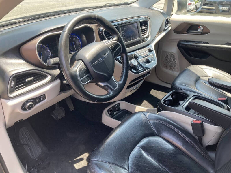 2019 Chrysler Pacifica Touring L