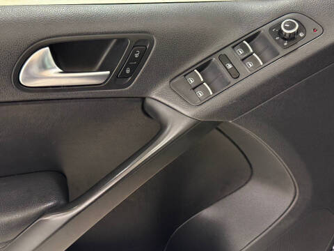 2013 Volkswagen Tiguan SE