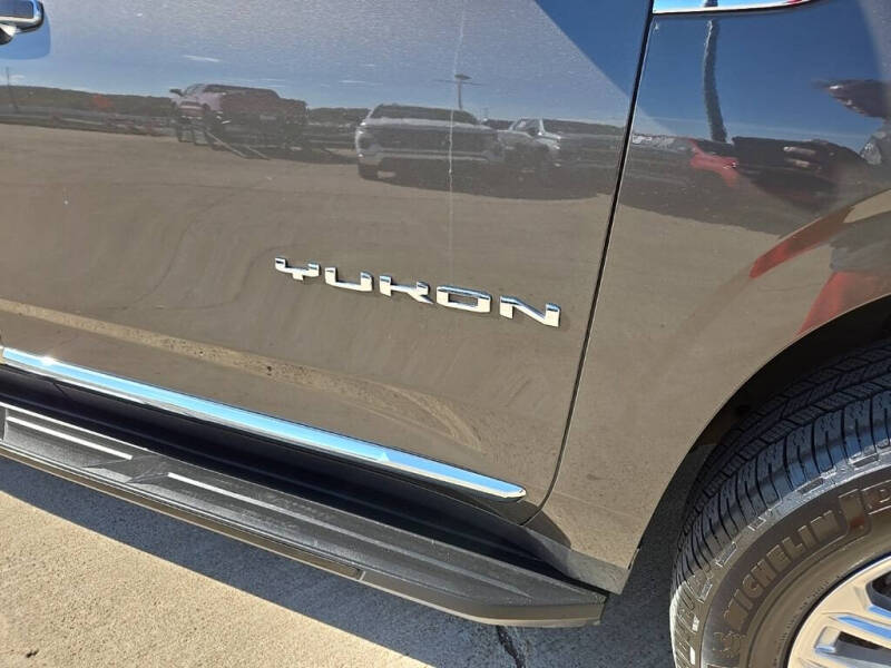 2021 GMC Yukon XL SLT