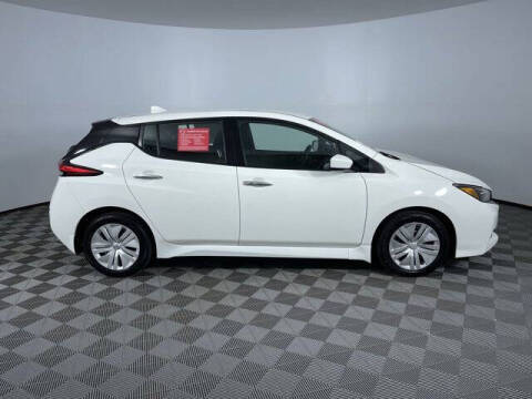 2025 Nissan LEAF S