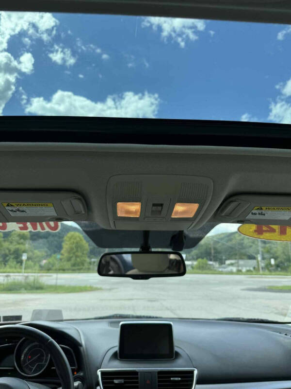 2014 Mazda MAZDA3 s Grand Touring