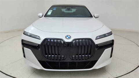 2023 BMW 7 Series 740i