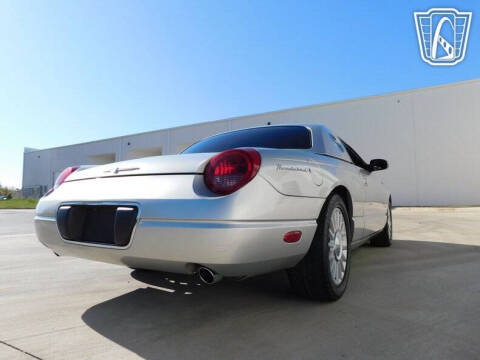 2004 Ford Thunderbird Deluxe