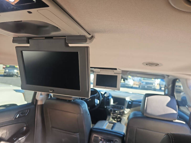 2017 Chevrolet Suburban LT