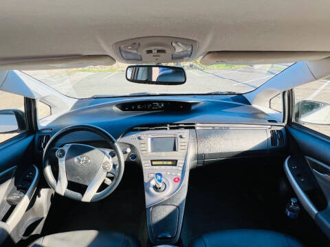 2014 Toyota Prius Four