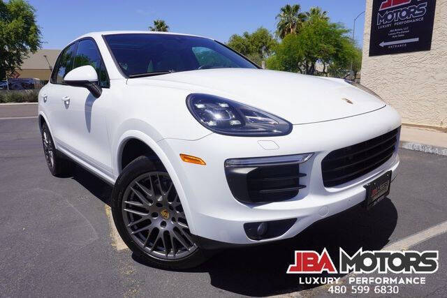 2017 Porsche Cayenne Platinum Edition