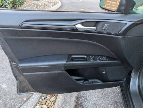 2018 Ford Fusion Hybrid SE