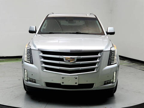 2019 Cadillac Escalade Luxury