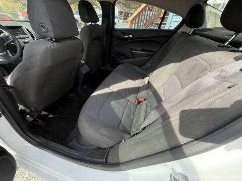 2017 Chevrolet Cruze LS Auto