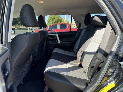 2022 Toyota 4Runner SR5