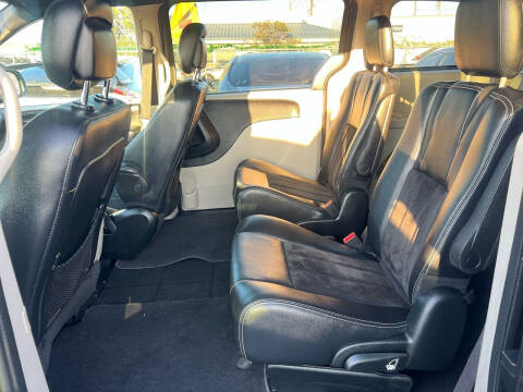 2017 Dodge Grand Caravan SXT