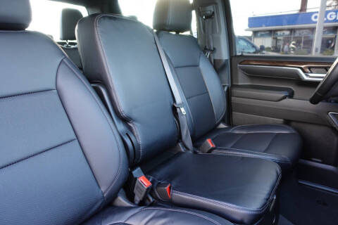 2025 GMC Sierra 1500 Elevation Standard