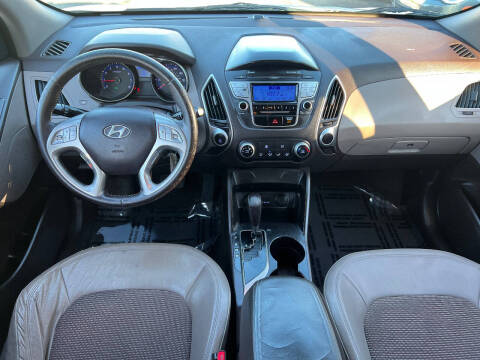 2011 Hyundai Tucson GLS