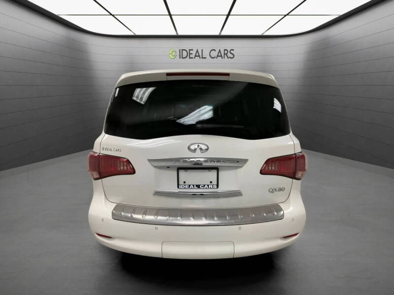 2015 Infiniti QX80