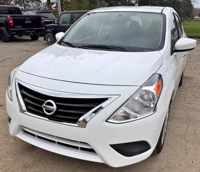 2018 Nissan Versa SV