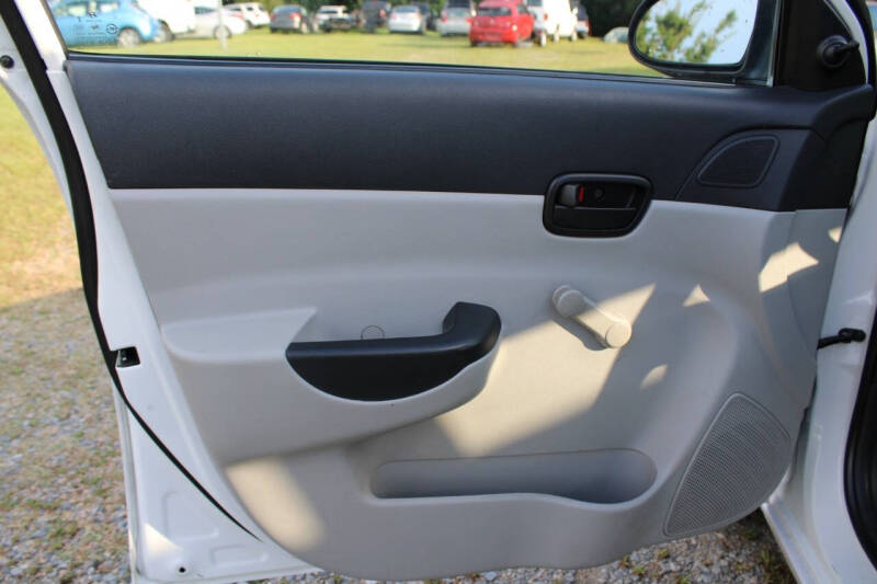 2009 Hyundai Accent GLS