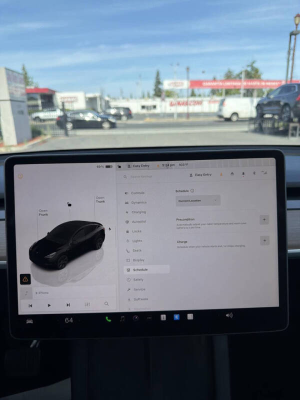2025 Tesla Model Y Long Range