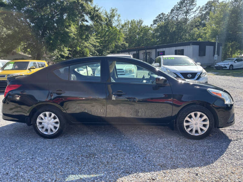 2019 Nissan Versa S Plus