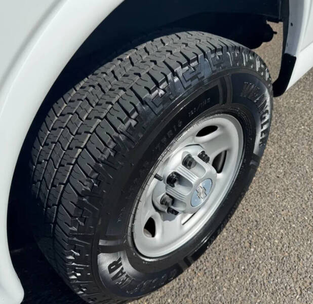 2018 Chevrolet Express LS 2500