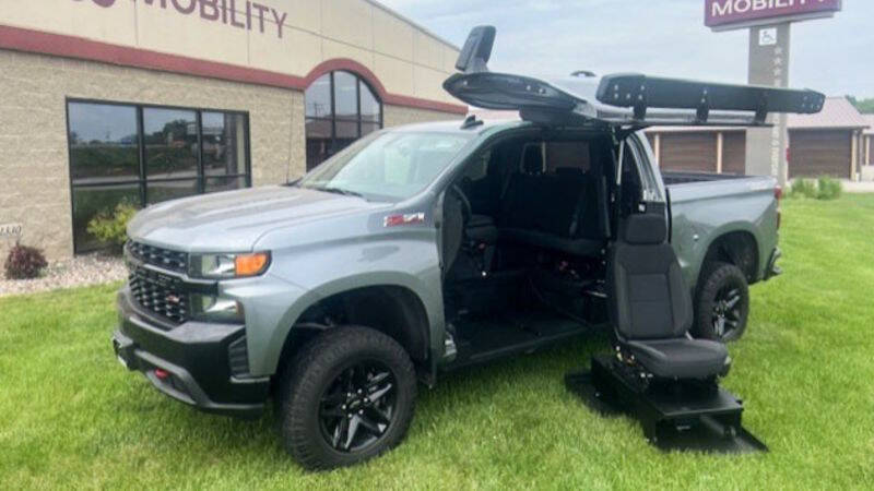 2022 Chevrolet Silverado 1500 Limited Custom's photo