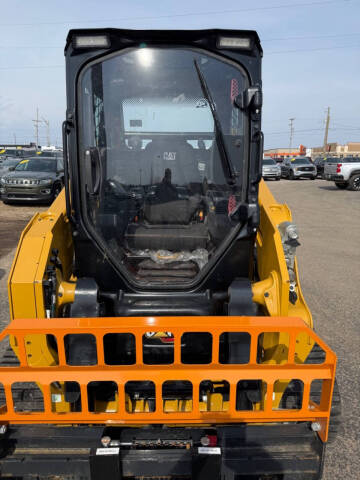 2024 Caterpillar 255 SKID STEER