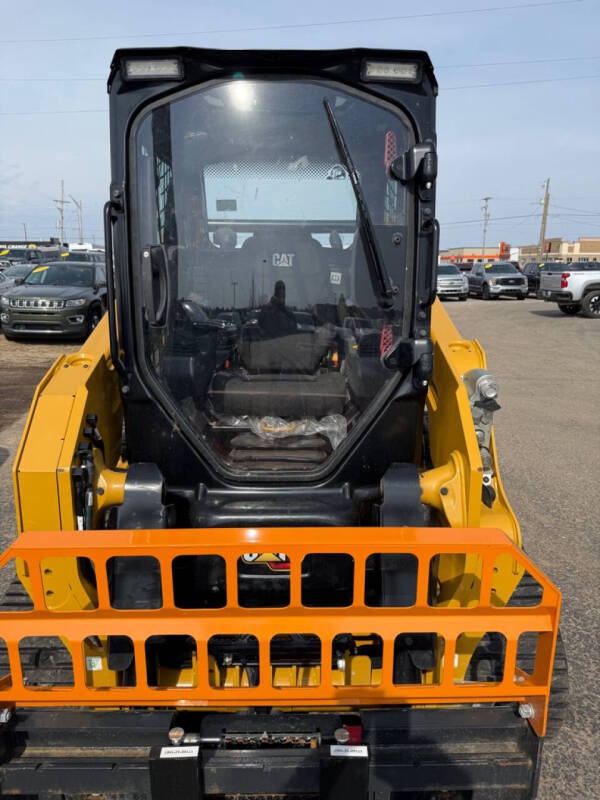 2024 Caterpillar 255 SKID STEER
