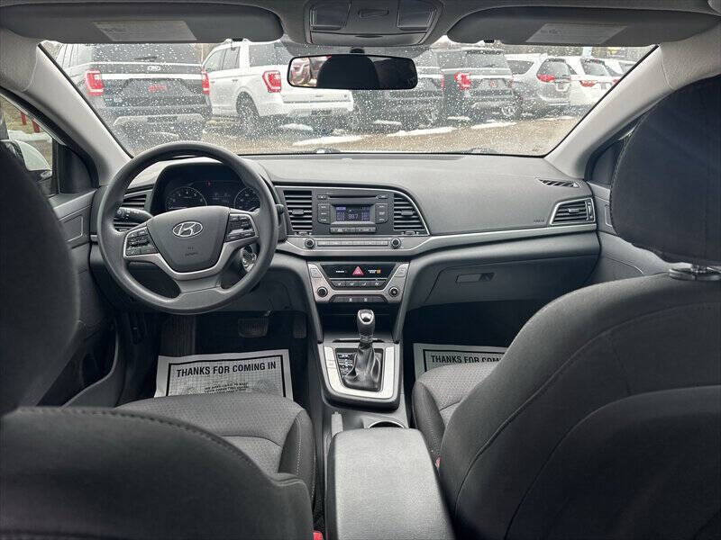2018 Hyundai Elantra SE