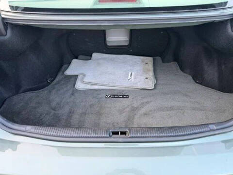 2005 Lexus ES 330