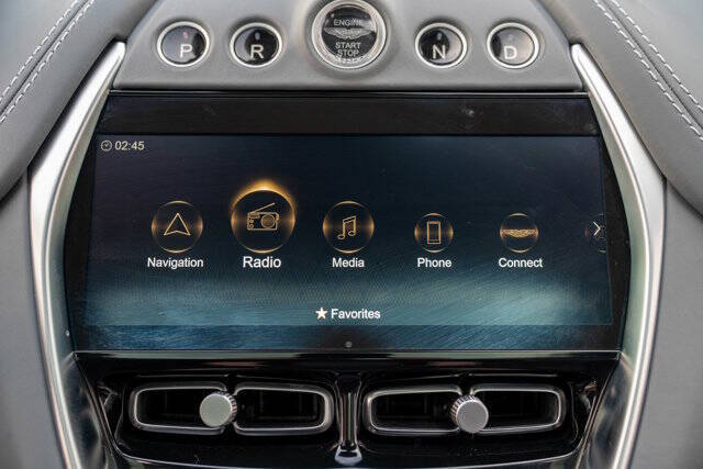 2021 Aston Martin DBX