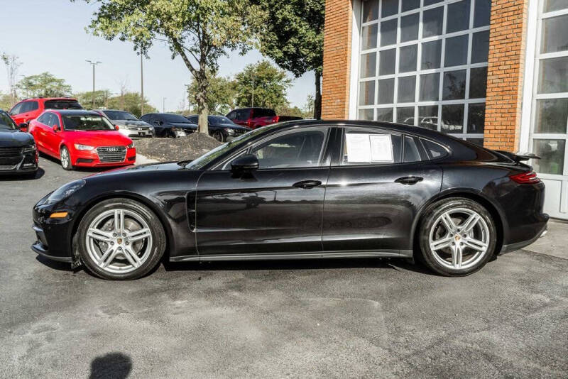 2018 Porsche Panamera 4