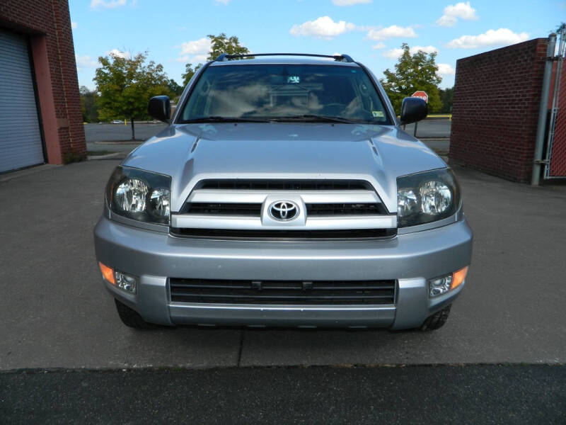 2004 Toyota 4Runner SR5 photo 9