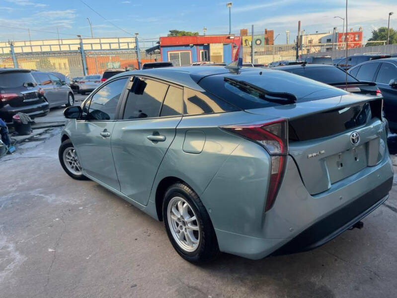 2017 Toyota Prius