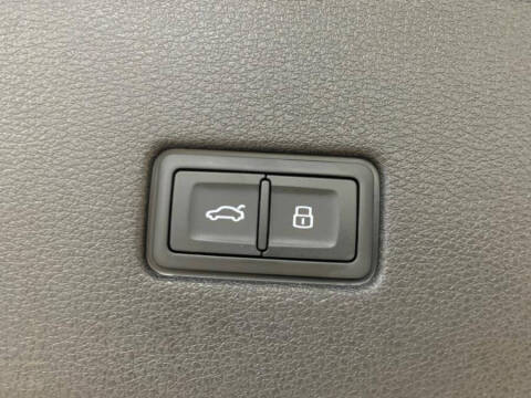 2021 Audi Q8 quattro Prestige 55 TFSI