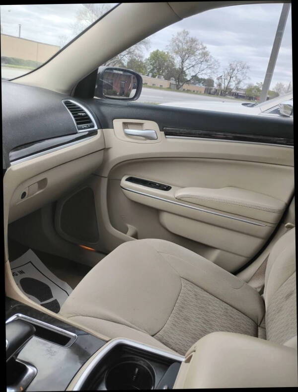 2014 Chrysler 300