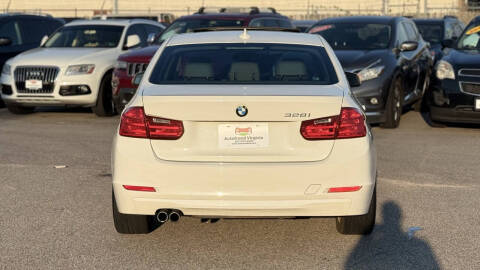 2013 BMW 3 Series 328i