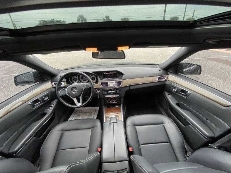 2014 Mercedes-Benz E-Class E350 Luxury photo 16