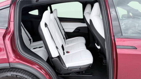 2023 Tesla Model X Standard Range