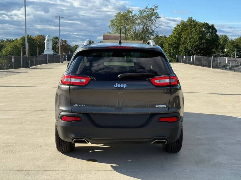 2018 Jeep Cherokee Latitude Plus