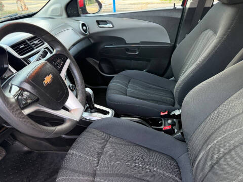 2017 Chevrolet Sonic LT Auto